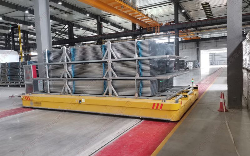 重載RGV小車(chē)采用鏈條輸送和滾輪輸送的優(yōu)勢(shì)